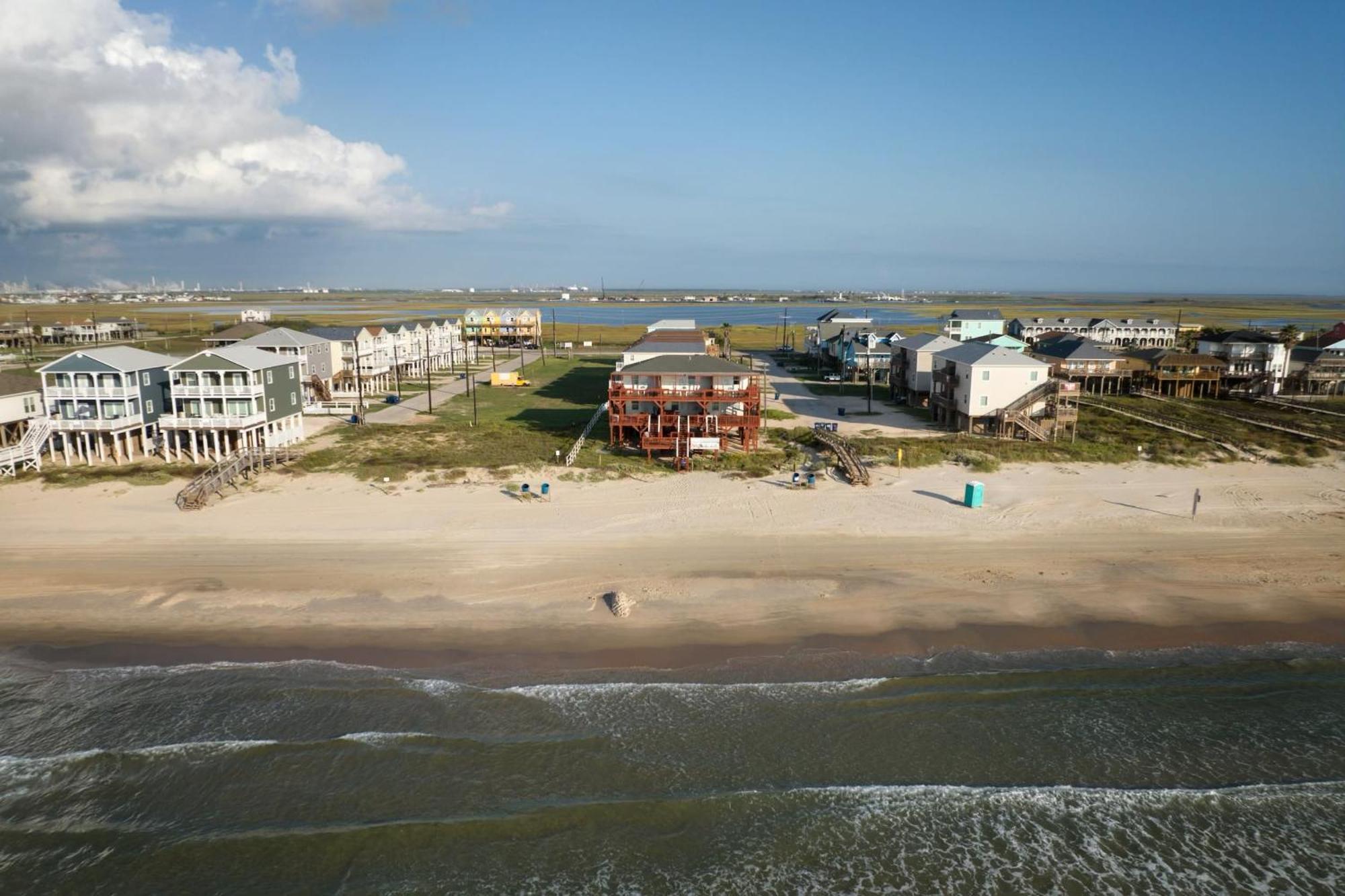 Unobstructed Oceanfront Sea Turtle Unit 2 Beach Pad! 서프사이드 비치 외부 사진